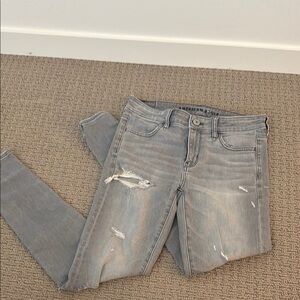 American Eagle Outfitters Women's Grey Distressed Jeans